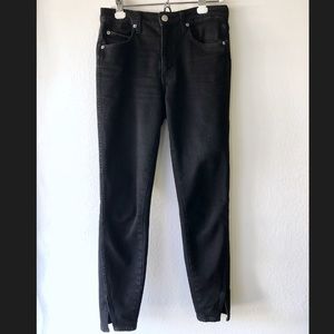 AMO Jeans- High Rise Twist- Black Magic, Size 27